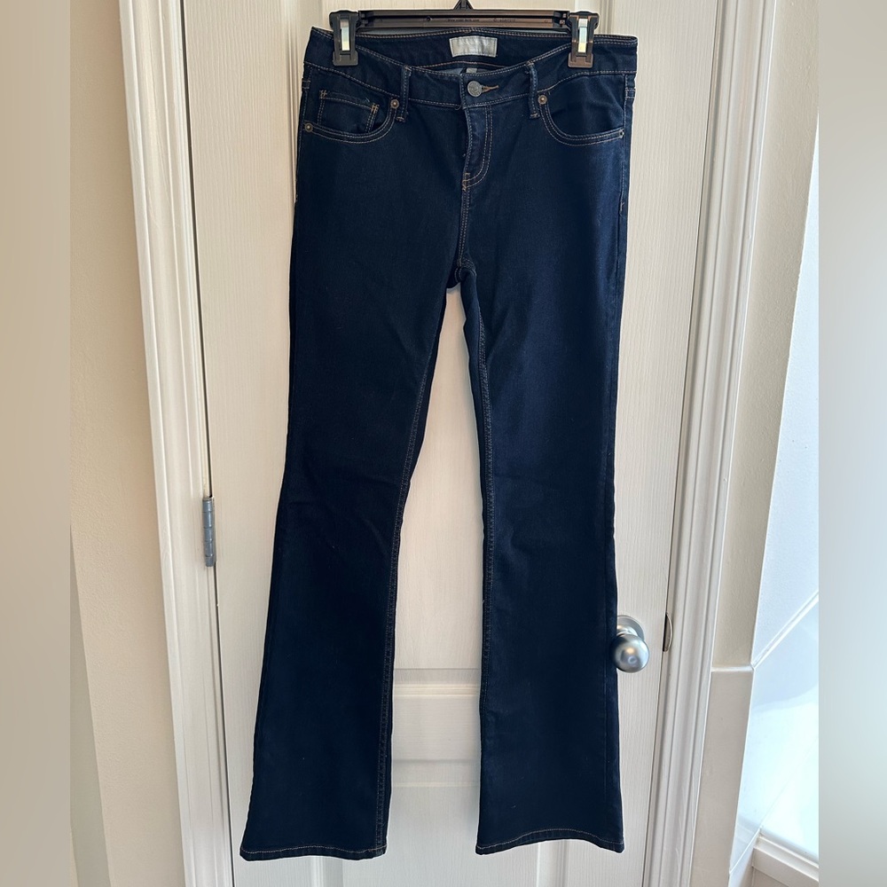 Banana Republic Boot Cut Jeans. Size 4/27. Regular length.